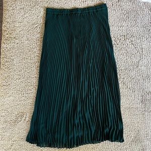 LOFT Emerald Green Accordion Maxi Skirt Sz L